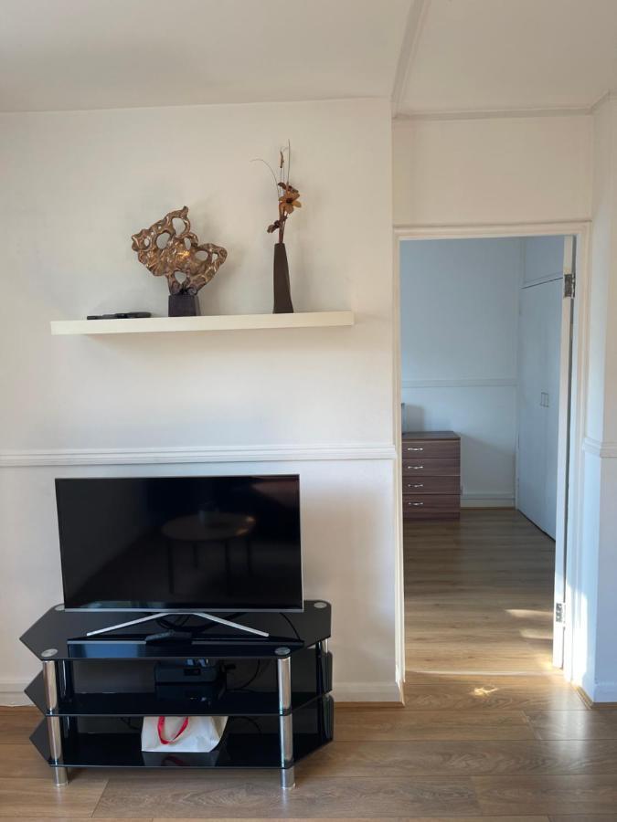 Sootheus - Cosy Surrey Quays Apartment London Exterior foto